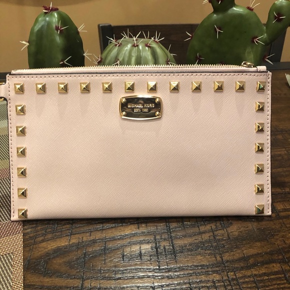 Michael Kors Handbags - Michael Kors Soft Rose Studded Clutch